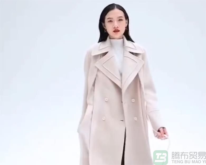 大量收購庫存服裝